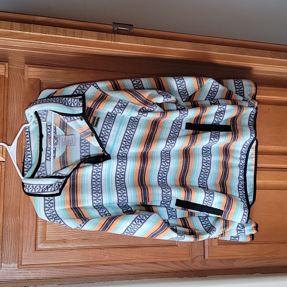 Cinch pullover